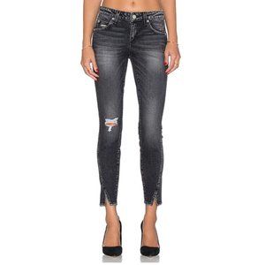 AMO • twist jeans, vixen destroy, split/slit ankle